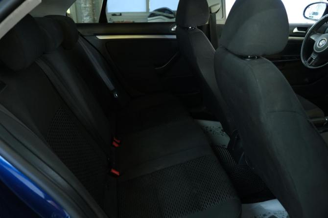 Volkswagen Jetta V с пробегом 2010 года, цена 639 000 рублей, 273000 км, седан, Автокод Объявления