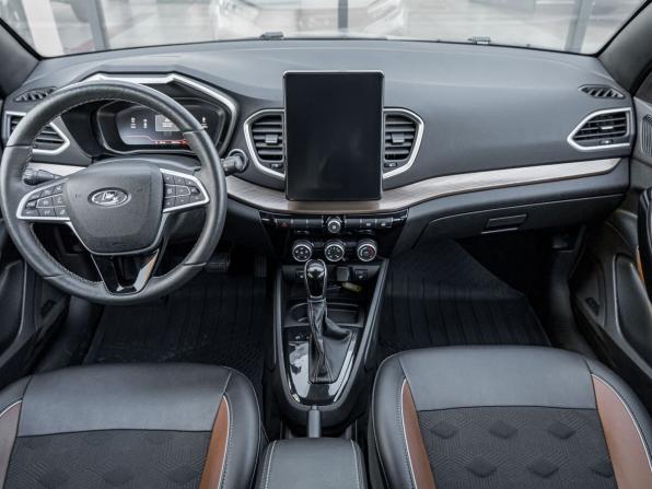 Lada (ВАЗ) Vesta I Рестайлинг (NG) с пробегом 2024 года, цена 1 724 100 рублей, 2000 км, универсал, Автокод Объявления