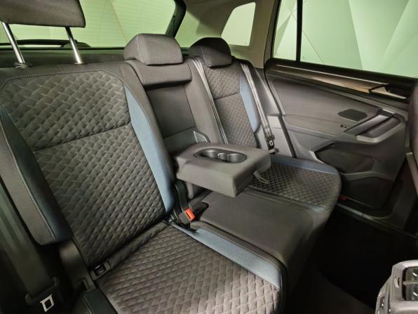 Volkswagen Tiguan II с пробегом 2019 года, цена 2 575 000 рублей, 120703 км, внедорожник, Автокод Объявления
