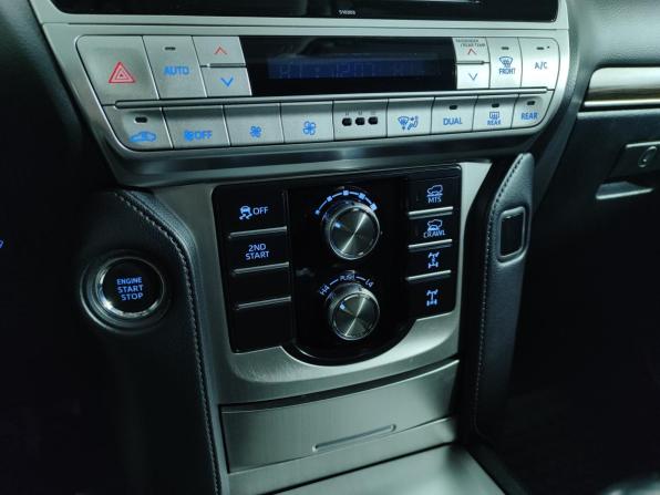 Toyota Land Cruiser Prado 150 Series Рестайлинг 2 с пробегом 2018 года, цена 5 099 000 рублей, 168499 км, внедорожник, Автокод Объявления