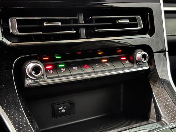 Haval M6 II с пробегом 2024 года, цена 1 760 000 рублей, 39388 км, внедорожник, Автокод Объявления