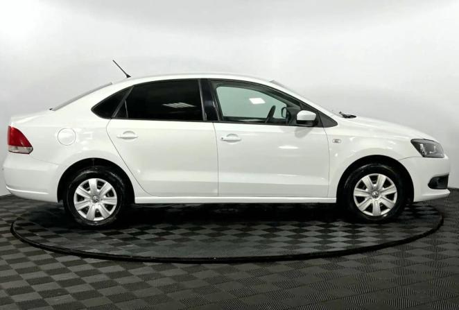 Volkswagen Polo V с пробегом 2013 года, цена 655 000 рублей, 193598 км, седан, Автокод Объявления