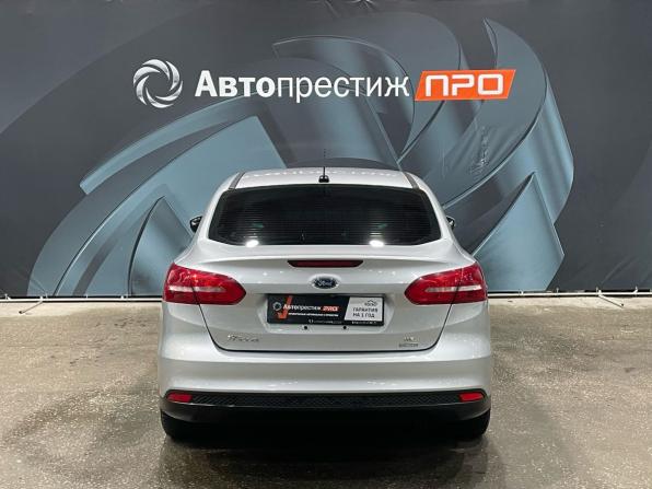 Ford Focus III Рестайлинг с пробегом 2017 года, цена 900 000 рублей, 97900 км, седан, Автокод Объявления