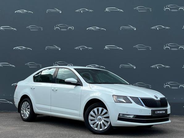Skoda Octavia III (A7) Рестайлинг с пробегом 2018 года, цена 998 600 рублей, 324119 км, лифтбек, Автокод Объявления