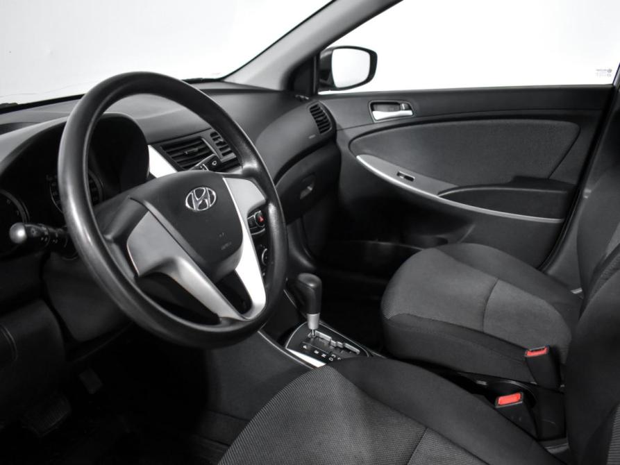 Hyundai Solaris I Санкт-Петербург  - изображение 9