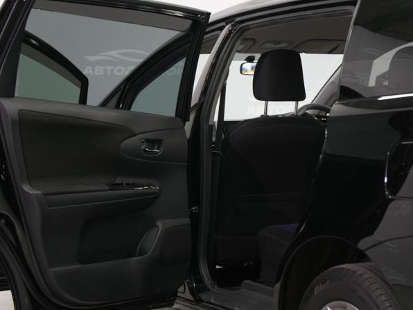 Toyota Wish II Рестайлинг с пробегом 2014 года, цена 1 540 000 рублей, 110000 км, минивэн, Автокод Объявления