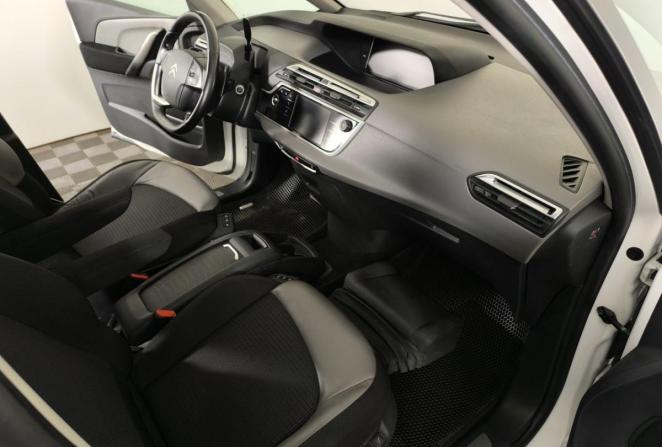 Citroen C4 Picasso II Рестайлинг с пробегом 2018 года, цена 1 100 000 рублей, 174384 км, компактвэн, Автокод Объявления