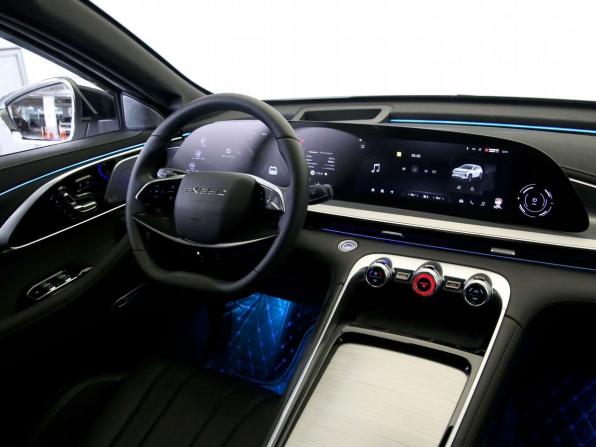 Exeed TXL I Рестайлинг 2 с пробегом 2024 года, цена 2 850 000 рублей, 17238 км, внедорожник, Автокод Объявления