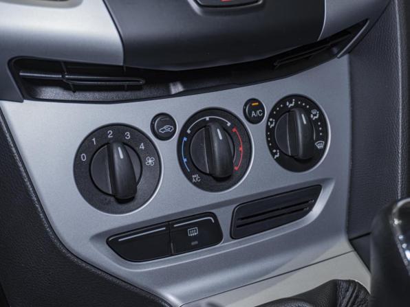 Ford Focus III с пробегом 2014 года, цена 780 000 рублей, 189330 км, седан, Автокод Объявления