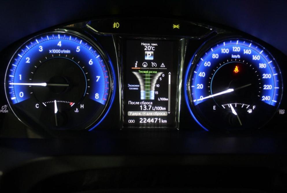 Toyota Camry VII (XV50) Рестайлинг Астрахань  - изображение 15