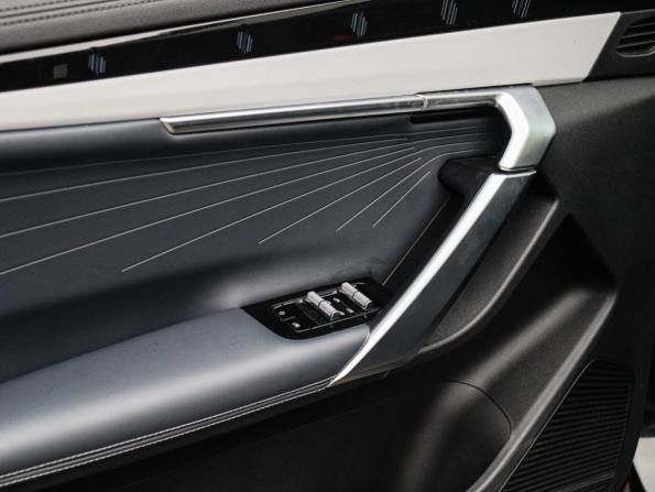 Geely Atlas II с пробегом 2024 года, цена 2 650 000 рублей, 20544 км, внедорожник, Автокод Объявления