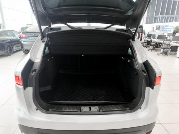 Jaguar F-Pace I с пробегом 2017 года, цена 2 550 000 рублей, 107596 км, внедорожник, Автокод Объявления