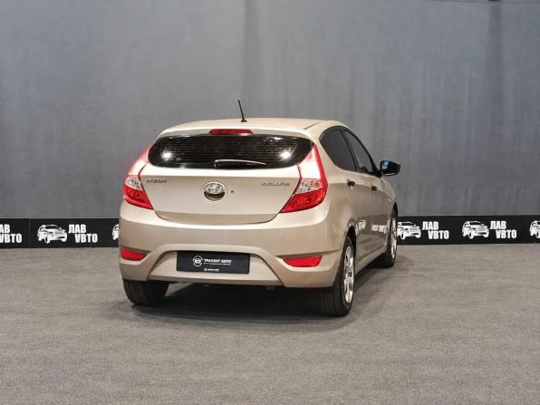 Hyundai Solaris I с пробегом 2012 года, цена 669 000 рублей, 130000 км, седан, Автокод Объявления