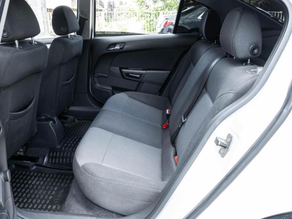 Opel Astra H Рестайлинг с пробегом 2011 года, цена 642 050 рублей, 151872 км, седан, Автокод Объявления