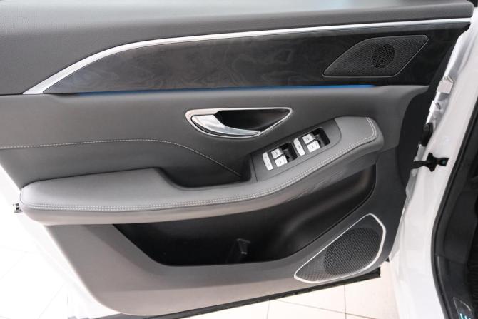 JETOUR X90+ с пробегом 2023 года, цена 2 339 000 рублей, 19000 км, внедорожник, Автокод Объявления