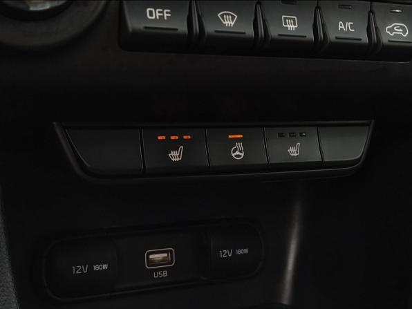 Kia Sportage IV Рестайлинг с пробегом 2019 года, цена 2 119 000 рублей, 127500 км, внедорожник, Автокод Объявления