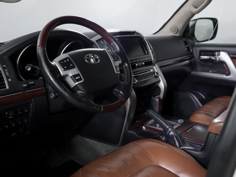 Toyota Land Cruiser 200 Series Рестайлинг 1 Москва  - изображение 14