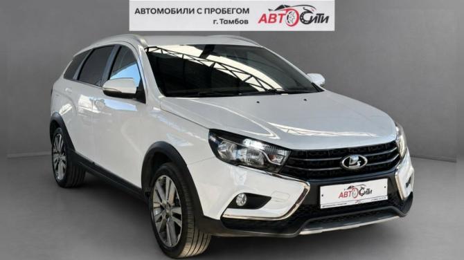 Lada (ВАЗ) Vesta I с пробегом 2019 года, цена 1 345 000 рублей, 37496 км, универсал, Автокод Объявления