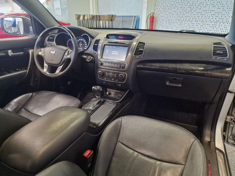 Kia Sorento II Рестайлинг Москва  - изображение 8