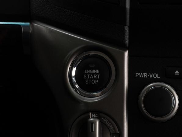 Toyota Land Cruiser 200 Series с пробегом 2008 года, цена 2 649 000 рублей, 324481 км, внедорожник, Автокод Объявления