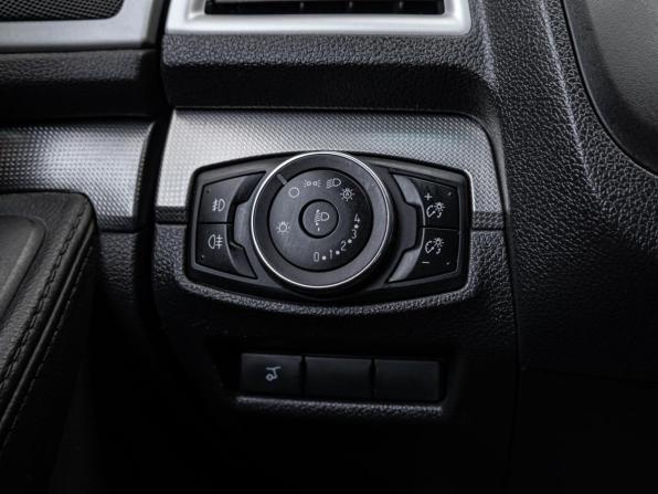Ford Explorer V с пробегом 2015 года, цена 1 850 000 рублей, 294053 км, внедорожник, Автокод Объявления