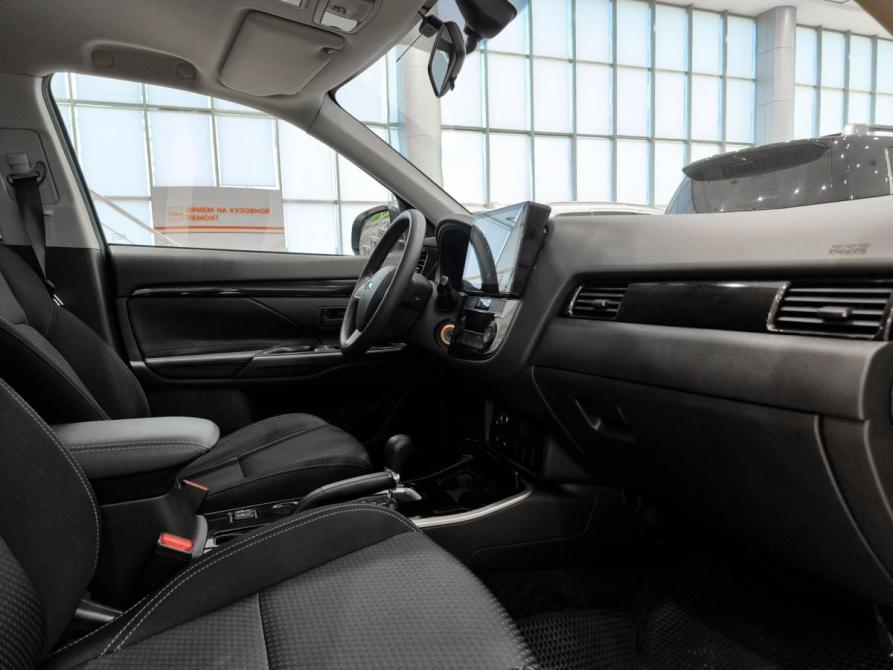 Mitsubishi Outlander III Рестайлинг 3 Казань  - изображение 13