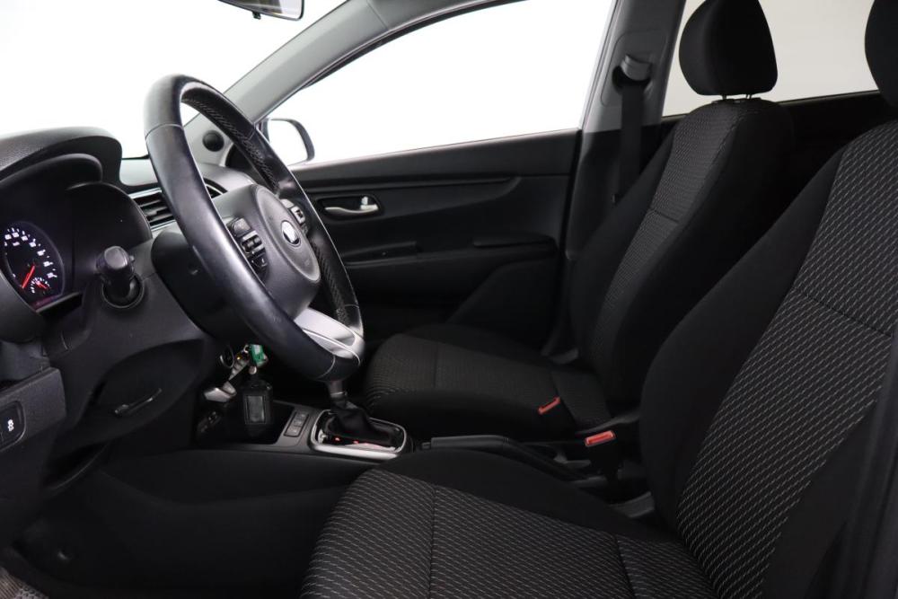 Kia Rio IV Санкт-Петербург  - изображение 8