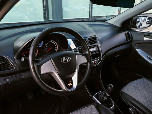 Hyundai Solaris I с пробегом 2011 года, цена 570 000 рублей, 98500 км, седан, Автокод Объявления