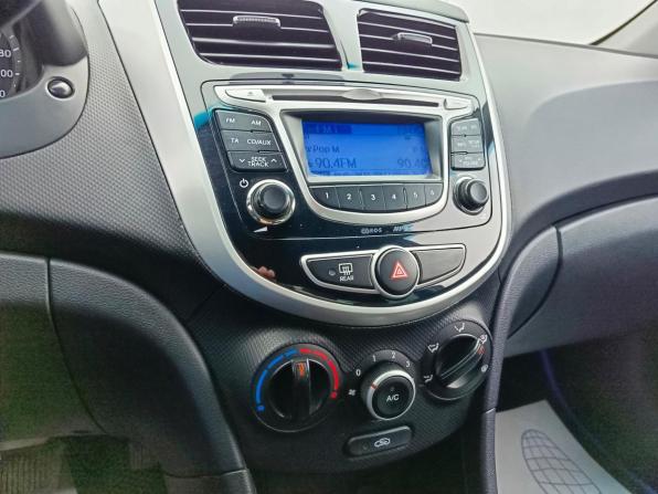 Hyundai Solaris I с пробегом 2013 года, цена 839 000 рублей, 195981 км, седан, Автокод Объявления