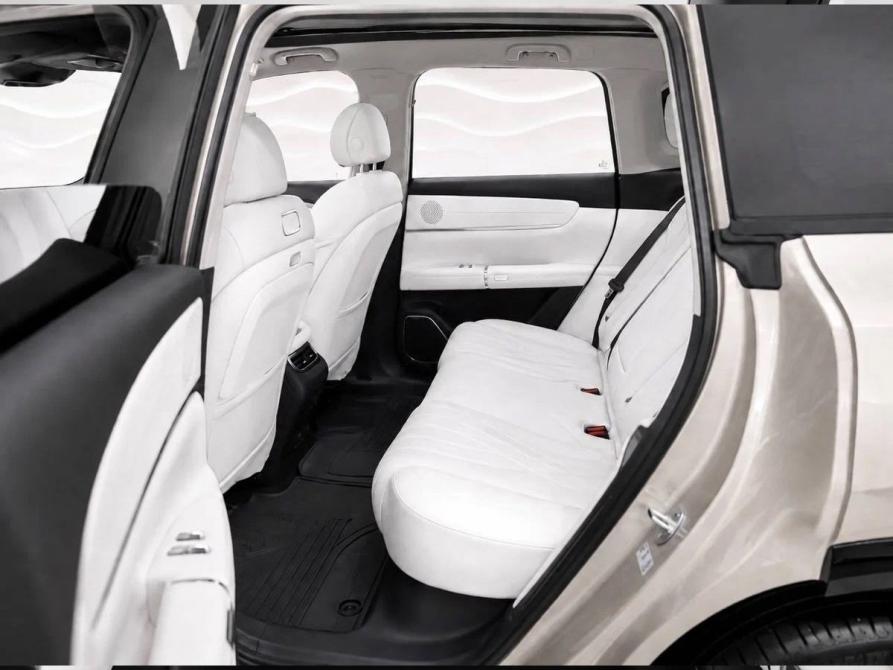 Changan Qiyuan Q07 Кемерово  - изображение 12