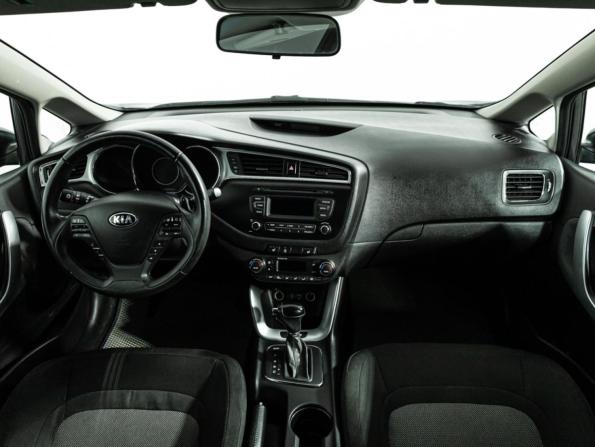 Kia Ceed II Рестайлинг с пробегом 2016 года, цена 1 149 989 рублей, 210000 км, универсал, Автокод Объявления