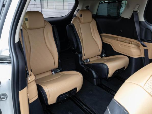 Kia Carnival IV с пробегом 2020 года, цена 4 470 000 рублей, 80717 км, минивэн, Автокод Объявления