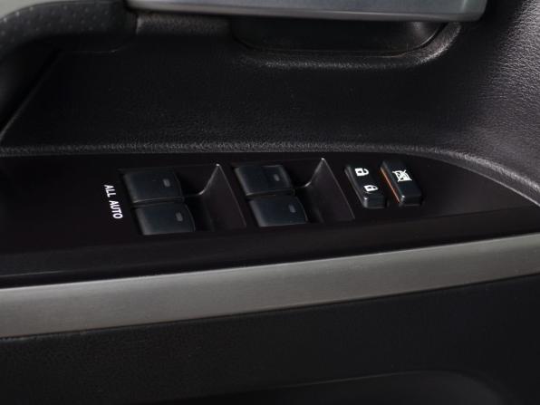 Toyota Land Cruiser 200 Series Рестайлинг 2 с пробегом 2016 года, цена 5 550 997 рублей, 227466 км, внедорожник, Автокод Объявления