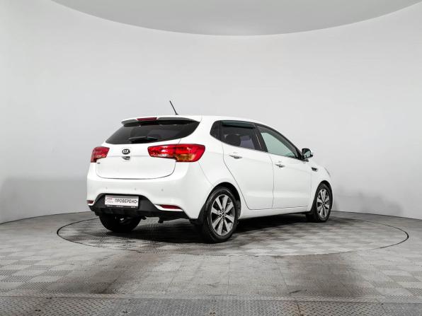 Kia Rio III Рестайлинг с пробегом 2016 года, цена 980 000 рублей, 141444 км, хэтчбек, Автокод Объявления