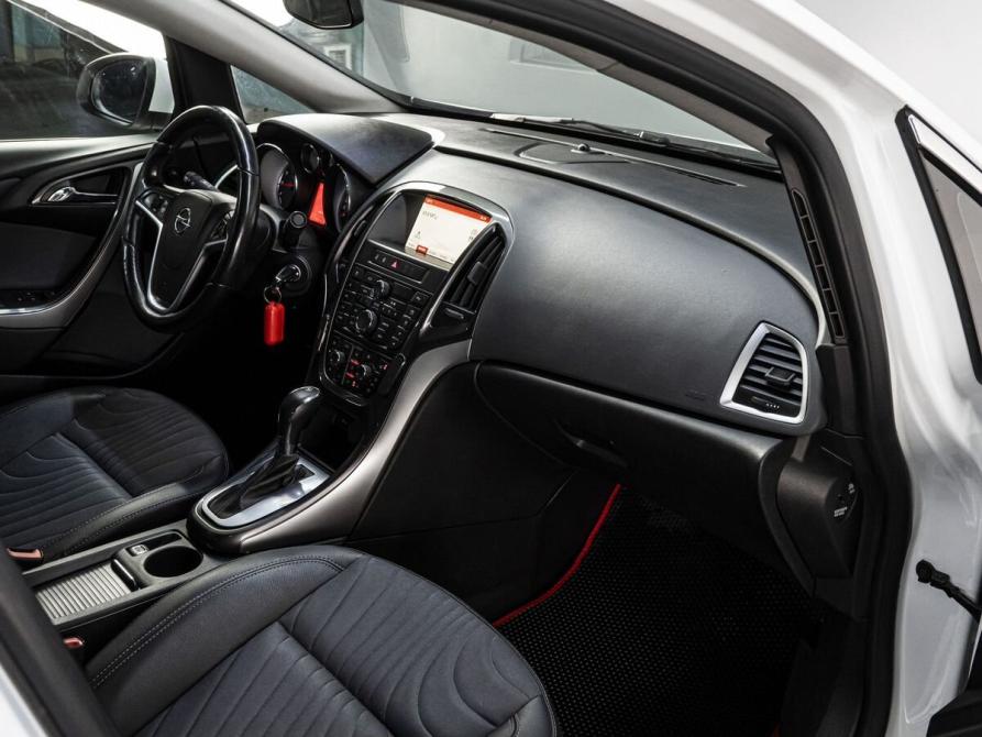 Opel Astra J Рестайлинг Тюмень  - изображение 15