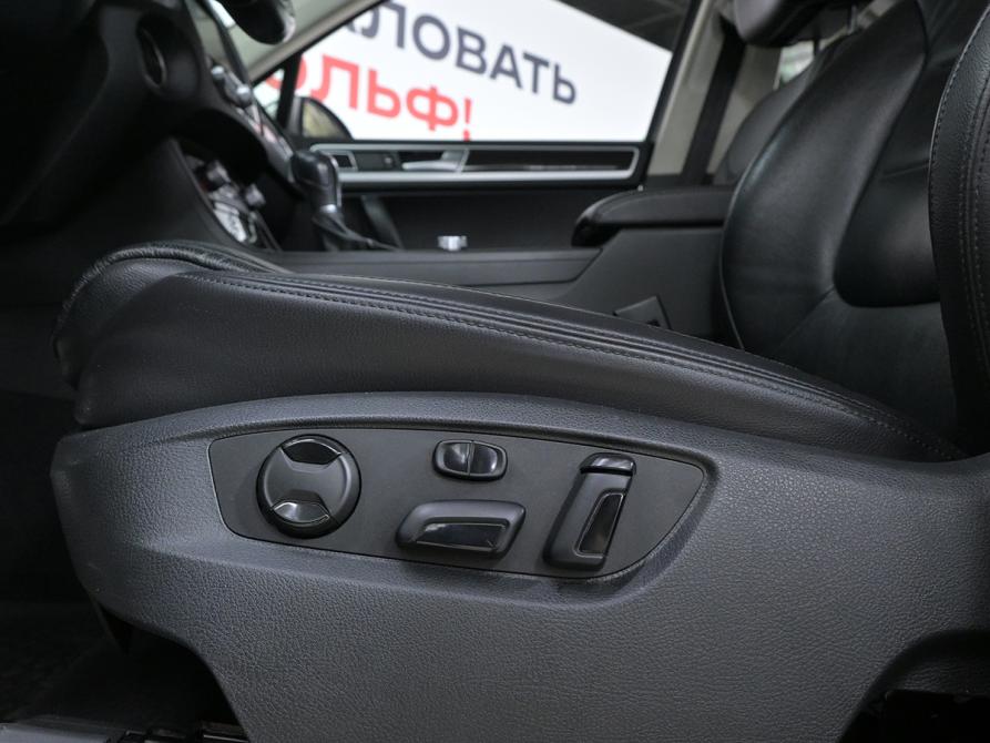 Volkswagen Touareg II Рестайлинг Москва  - изображение 19