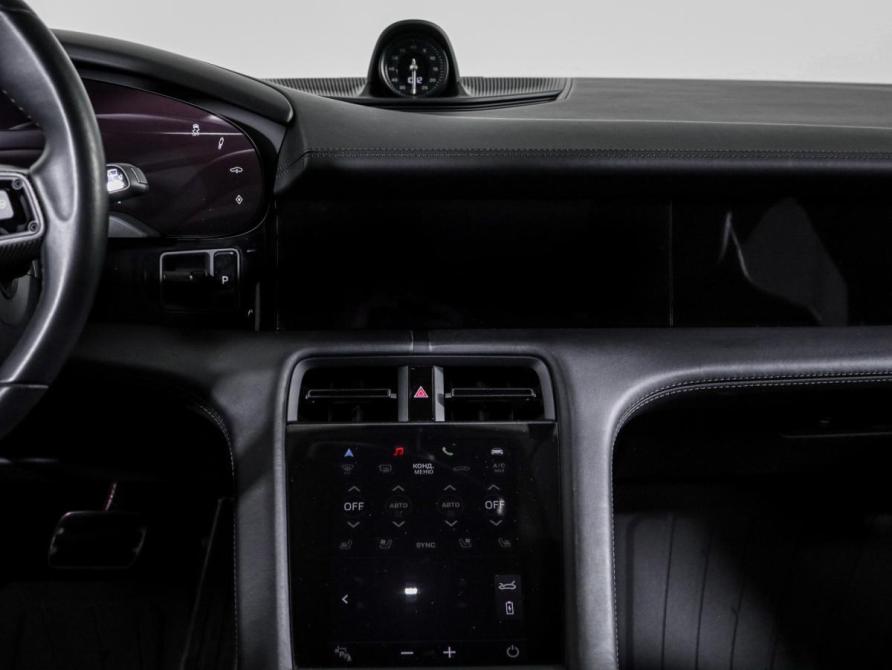 Porsche Taycan I Москва  - изображение 13