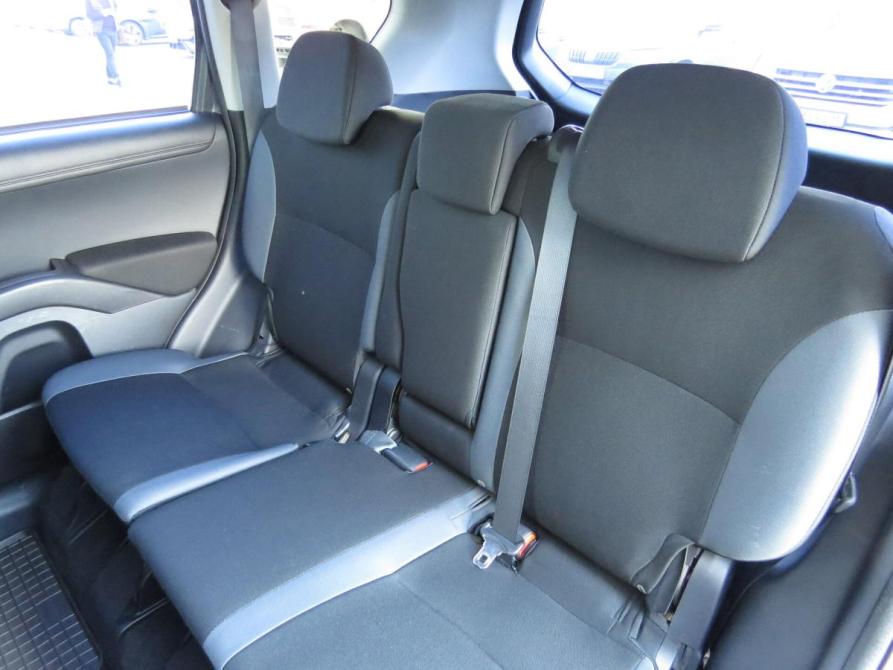 Mitsubishi Outlander II Рестайлинг Санкт-Петербург  - изображение 15