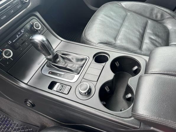 Volkswagen Touareg II с пробегом 2011 года, цена 1 709 000 рублей, 222062 км, внедорожник, Автокод Объявления