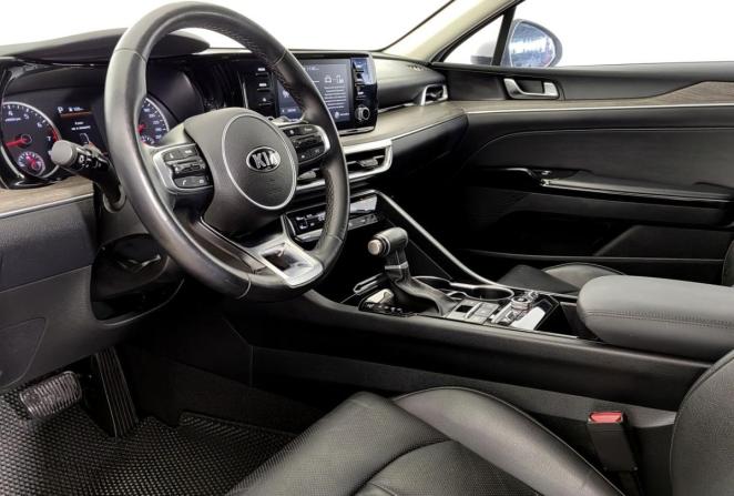 Kia K5 III с пробегом 2021 года, цена 2 504 000 рублей, 55630 км, седан, Автокод Объявления