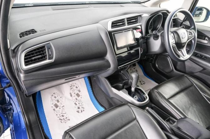 Honda Fit III с пробегом 2015 года, цена 999 000 рублей, 84000 км, хэтчбек, Автокод Объявления