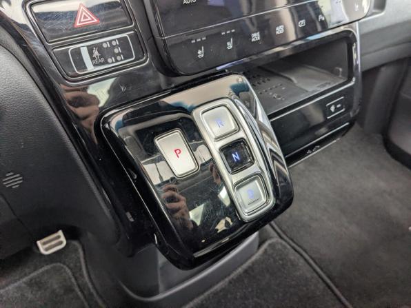 Hyundai Staria I с пробегом 2023 года, цена 4 850 000 рублей, 48774 км, минивэн, Автокод Объявления