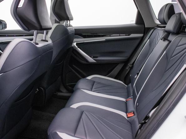 Geely Atlas II с пробегом 2024 года, цена 3 150 000 рублей, 17210 км, внедорожник, Автокод Объявления