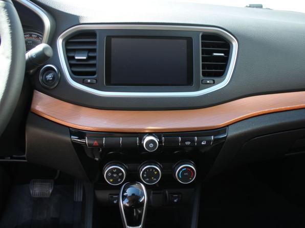 Lada (ВАЗ) Vesta I Рестайлинг (NG) с пробегом 2024 года, цена 1 499 000 рублей, 44292 км, универсал, Автокод Объявления