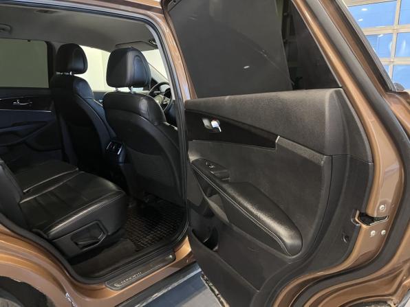 Kia Sorento III Prime с пробегом 2015 года, цена 2 510 000 рублей, 186074 км, внедорожник, Автокод Объявления