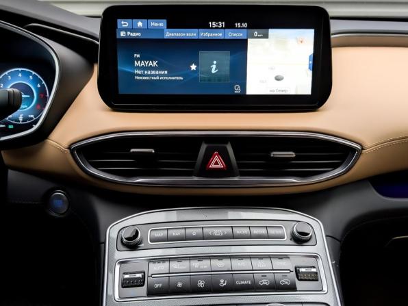 Hyundai Santa Fe IV Рестайлинг с пробегом 2022 года, цена 3 990 000 рублей, 28562 км, внедорожник, Автокод Объявления
