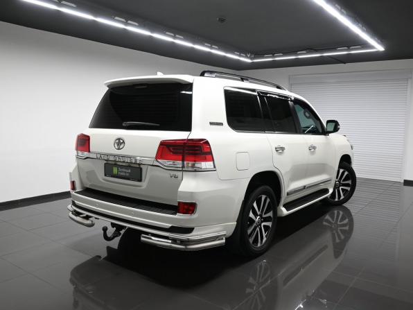Toyota Land Cruiser 200 Series Рестайлинг 2 с пробегом 2018 года, цена 6 650 000 рублей, 145058 км, внедорожник, Автокод Объявления