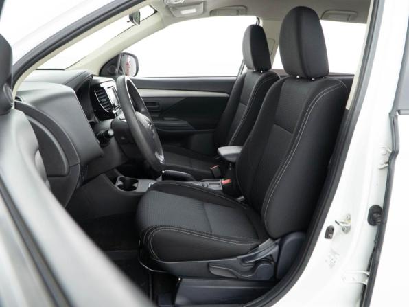 Mitsubishi Outlander III Рестайлинг 2 с пробегом 2016 года, цена 1 557 046 рублей, 173871 км, внедорожник, Автокод Объявления