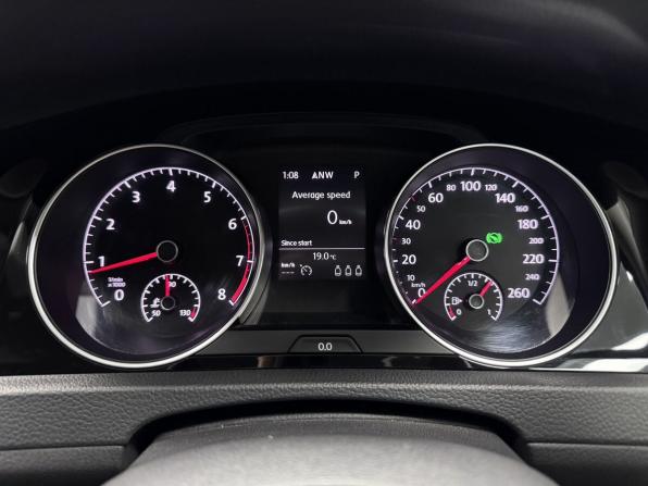 Volkswagen Golf VII с пробегом 2015 года, цена 1 500 000 рублей, 104279 км, универсал, Автокод Объявления