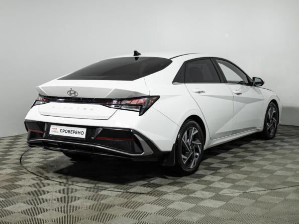 Hyundai Elantra VII (CN7) с пробегом 2023 года, цена 2 049 700 рублей, 69766 км, седан, Автокод Объявления